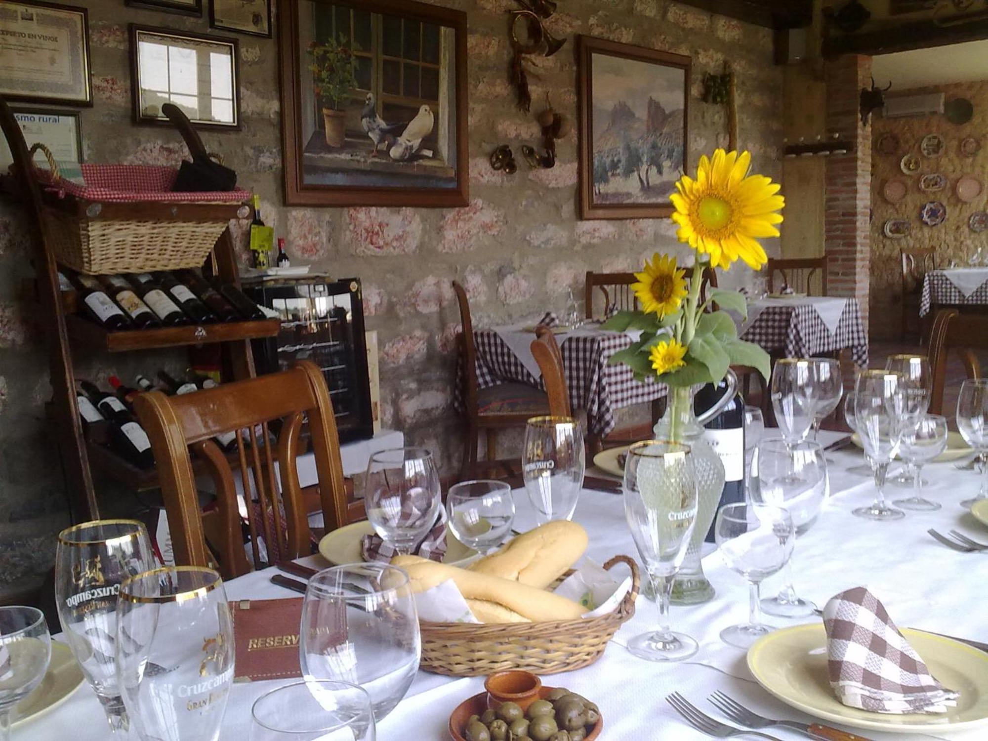 Alojamiento Rural La Caseria De Piedra Restaurante Jaen Exterior photo