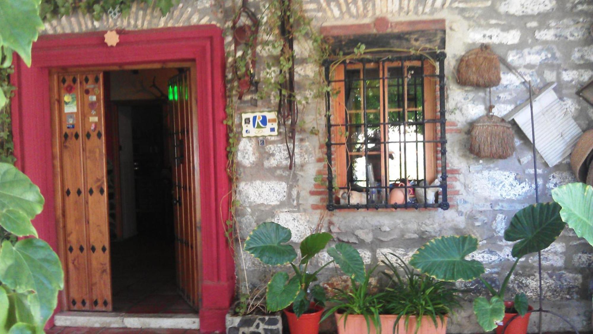 Alojamiento Rural La Caseria De Piedra Restaurante Jaen Exterior photo