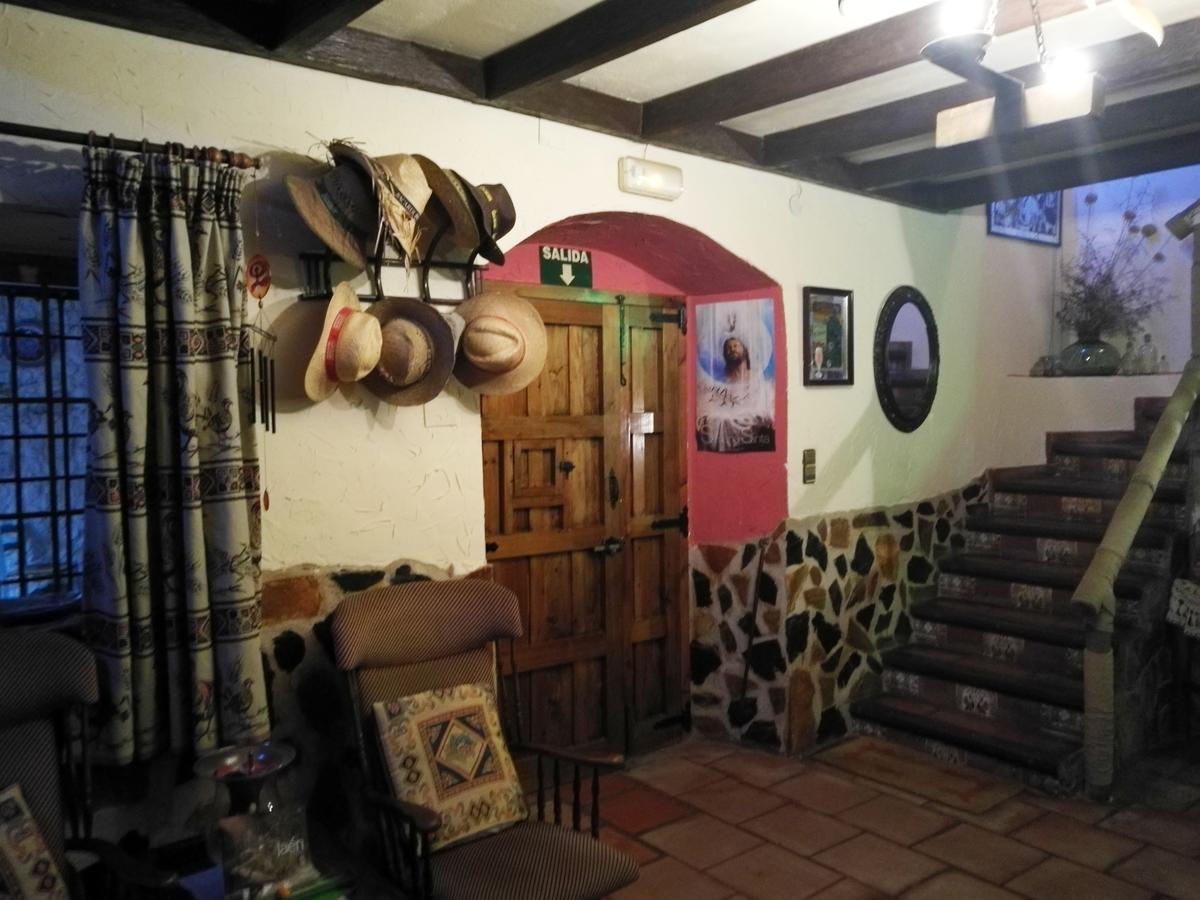 Alojamiento Rural La Caseria De Piedra Restaurante Jaen Exterior photo